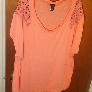 Short sleeve soft peach colored t-shirt